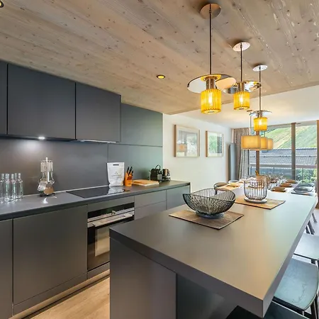 Moderne Avec Terrasse, Pres Des Remontees, 4 Adultes + 5 Enfants, Services Inclus - Fr-1-562-75 Lejlighed Courchevel